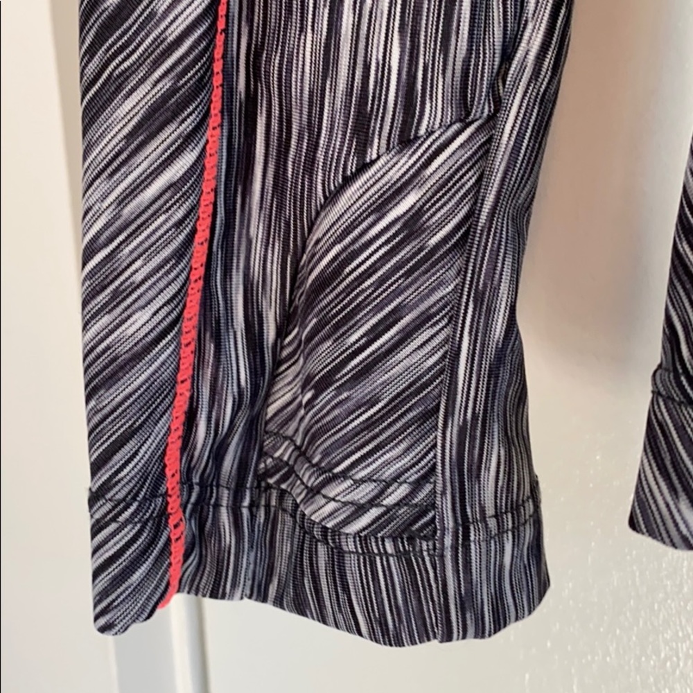 Athleta Pop Space Dye Long Sleeve Performance Top - Picture 4 of 12